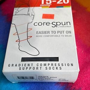Core-Spun By Thermafirm Black Small Short Compression Socks 15-20 New 17711